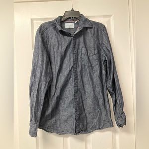 Paper denim and cloth size medium long sleeve button down shirt
